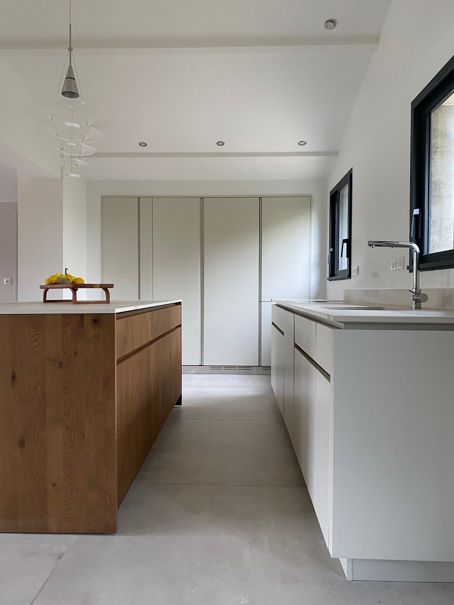 Minimalisme et modernisme s’installent dans une maison landaise  - Projet Meyran - Galerie